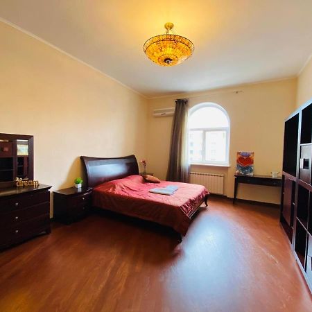 Amazing View Of Independence Square Apartamento Kiev Exterior foto